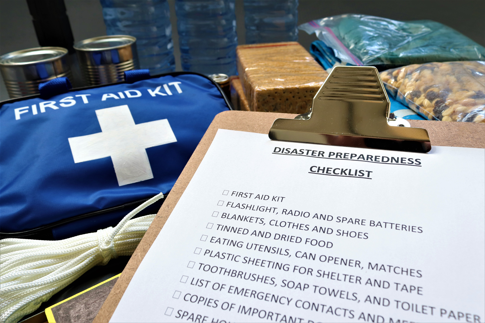 hurricane checklist image